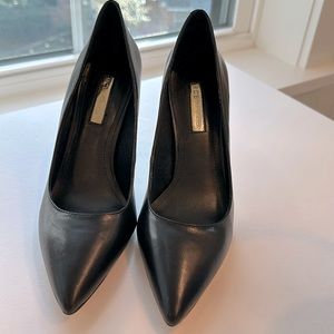 BCBG Oslo Heel